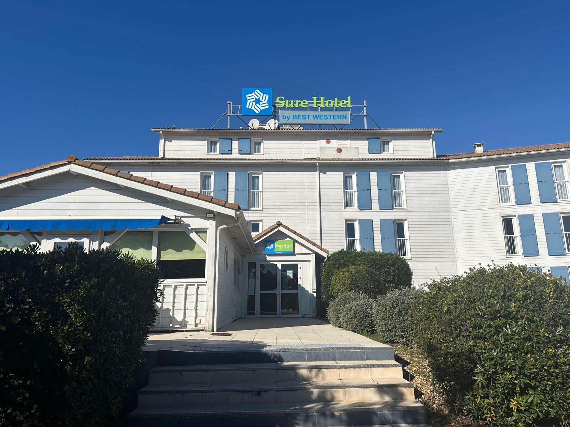 Sure Hotel By Best Western Nimes Est Ngoại thất bức ảnh